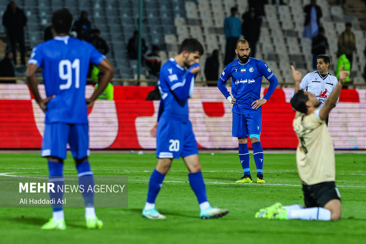 صحنه‌های زشت «فوتبال بی‌اخلاق» در هفته سقوط استقلال و پرسپولیس