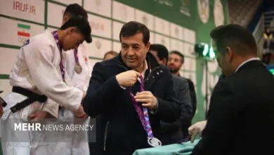 پایگاه اطلاع رسانی افق ورزشی
